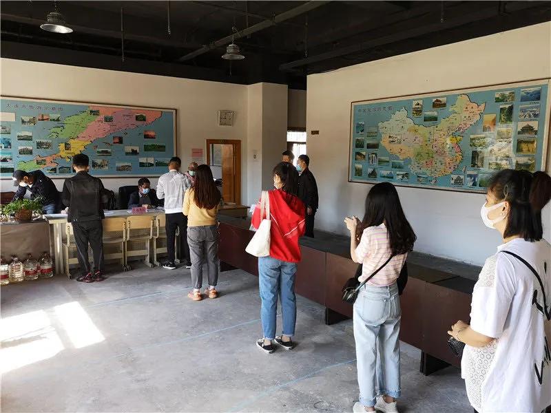 考取导游资格证该如何申领导游证,考取导游资格证怎么领取导游证