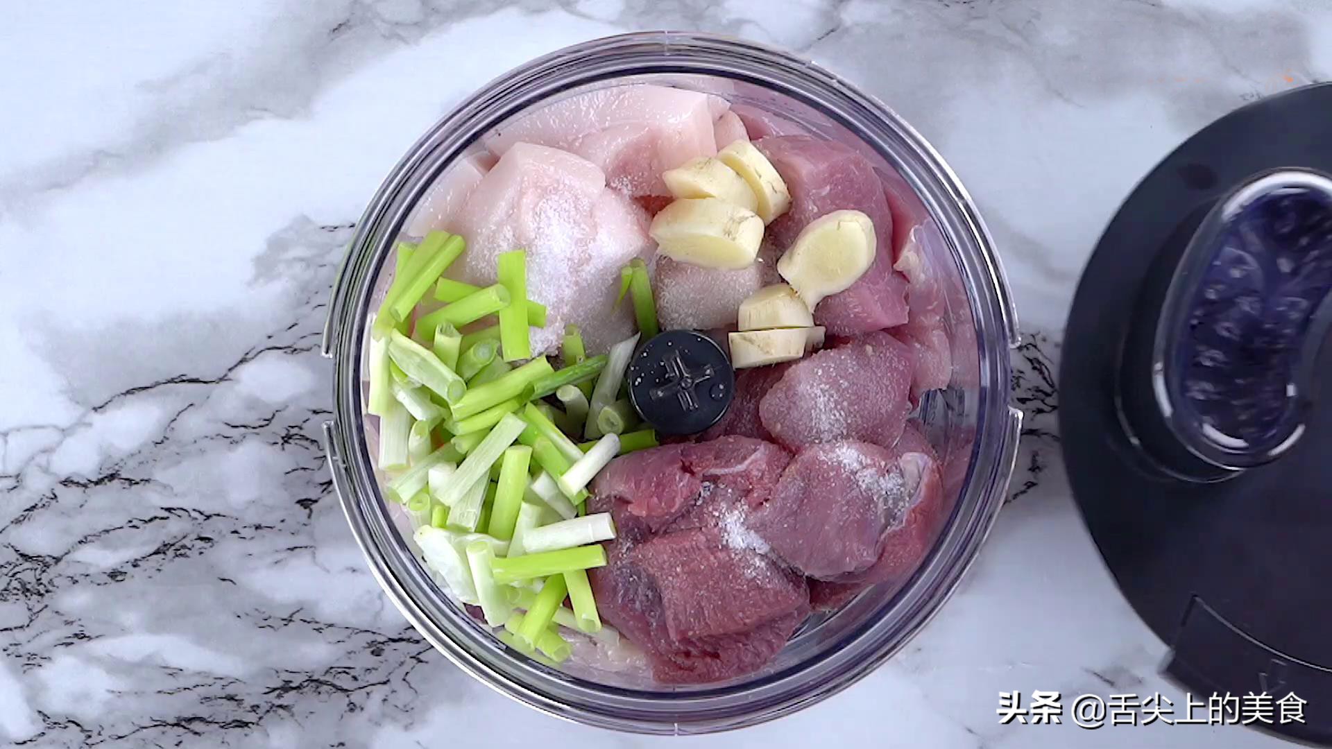 淮扬菜正宗红烧狮子头的做法,淮扬菜清蒸狮子头的正宗做法