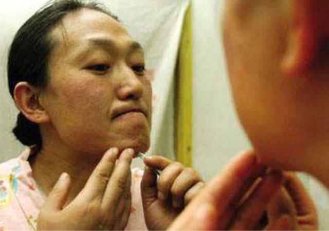 女排痛苦训练,女排姑娘背后的痛