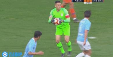 人物丨他是中国范德萨，17岁试训国米，成中超史上最年轻门将