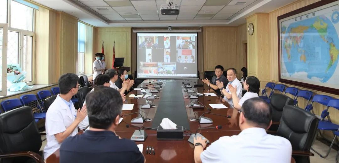 大爱无疆情系千里|医师节哈医大一院领导线上慰问援藏援疆等医疗队员