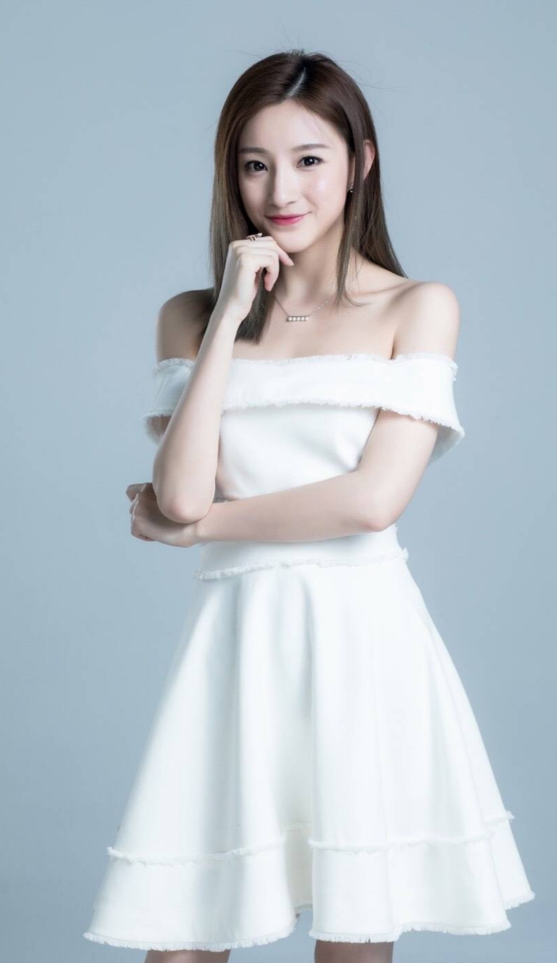 央视新主持人马凡舒上线颜值超高,央视主持人马凡舒个人资料