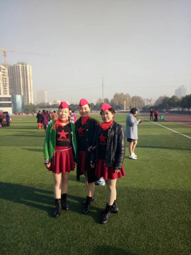 我的偶像——杨艺