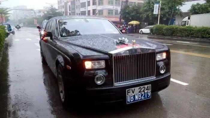 吴川的高楼排名,吴川最有名的照片