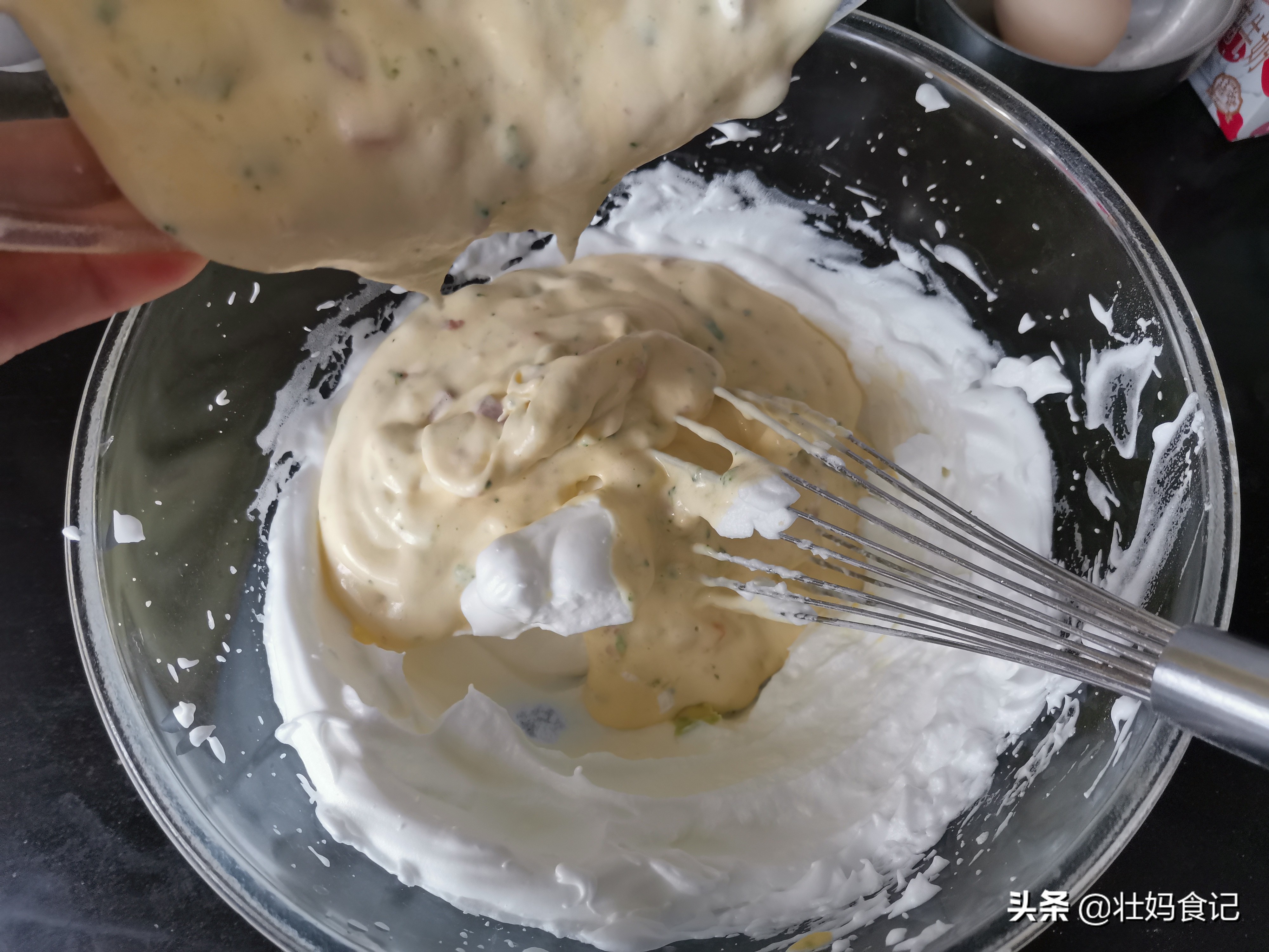 超详细的戚风蛋糕教程,学会戚风可以做什么甜品