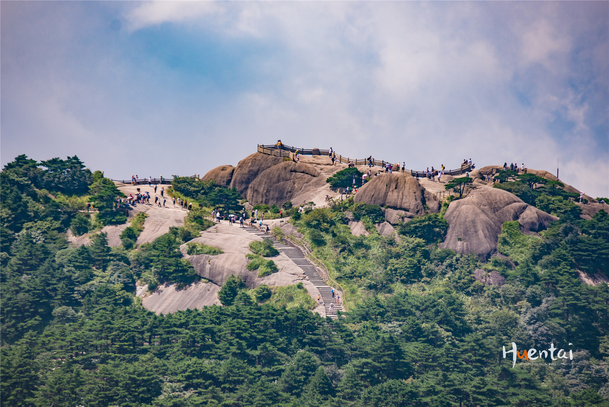 安徽最好的地方黄山,安徽黄山有什么有趣的山
