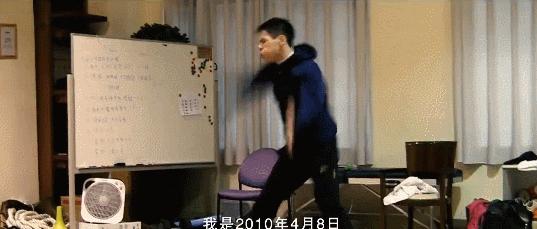 向佐唱歌名场面,向佐人生低谷完整视频