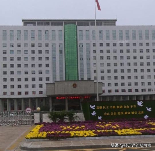 河南各市人民医院大楼,河南省郑州市人民政府大楼