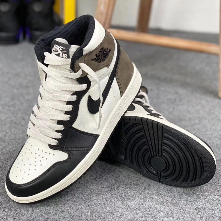 特拉维斯斯科特100,顶级aj1倒勾