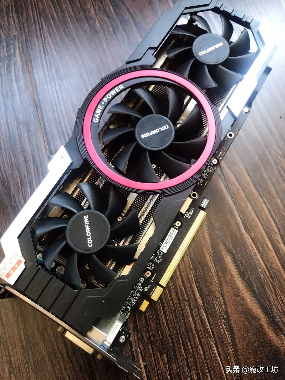 蓝宝石和七彩虹显卡差距大吗,蓝宝石5808g显卡价格