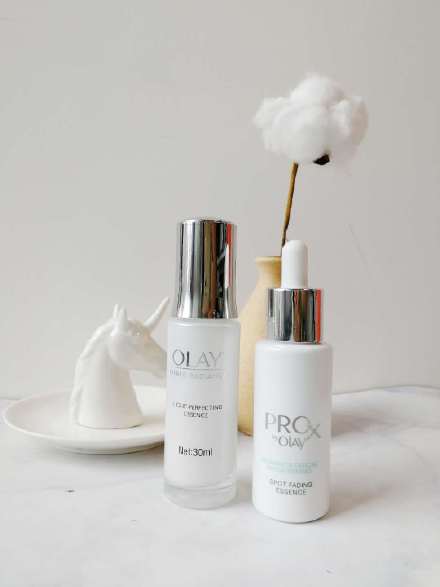 肖战变白的方法,肖战代言护肤品小白瓶的视频