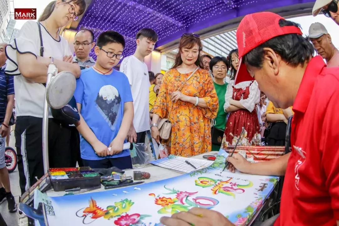 【繁荣夜间经济扮靓天津生活】“夜猫子”们的新去处！奥城夜市开街了，夏季延时至凌晨3点