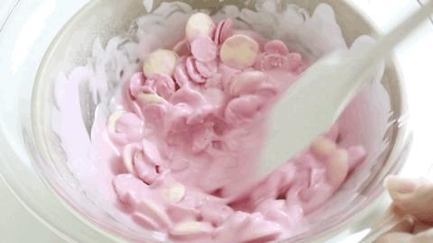 巧克力草莓,史上最简单能吃能装饰的情人节礼物