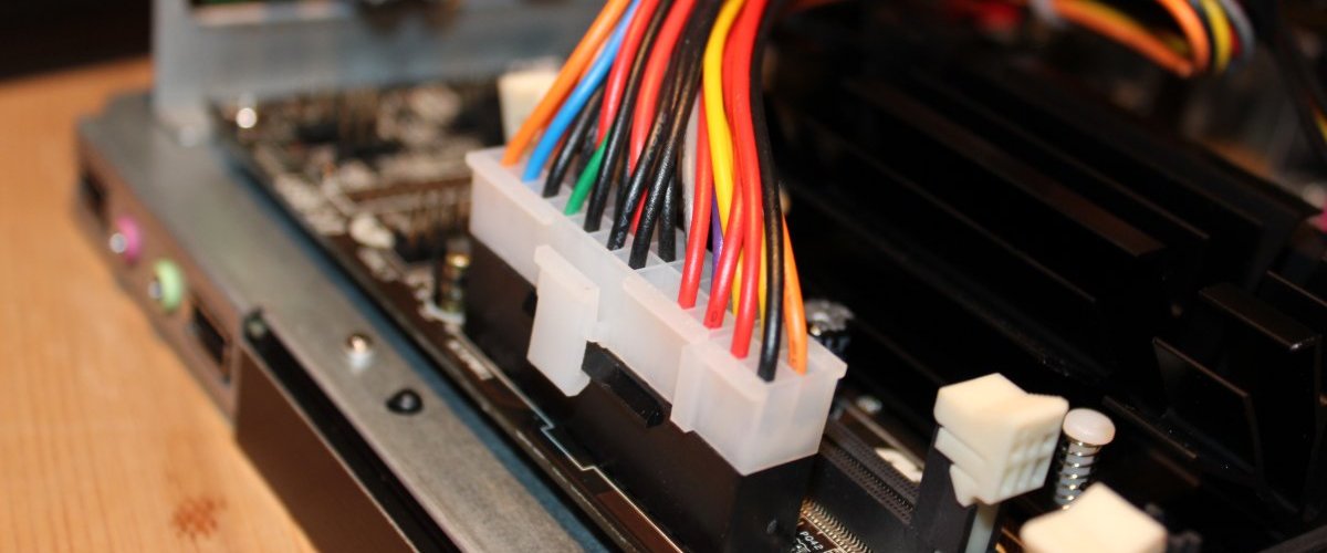 如何跳过电池直接主板供电,电源主主板供电