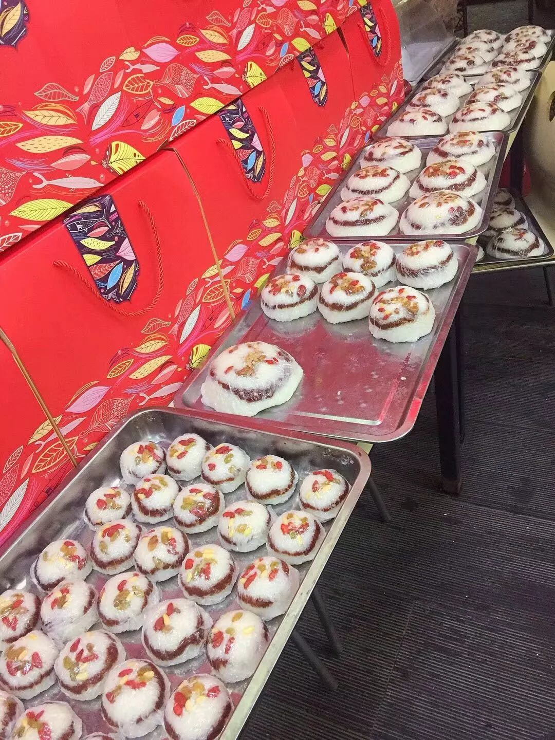 不是我说，上海人也太太太太太爱吃八宝饭了吧