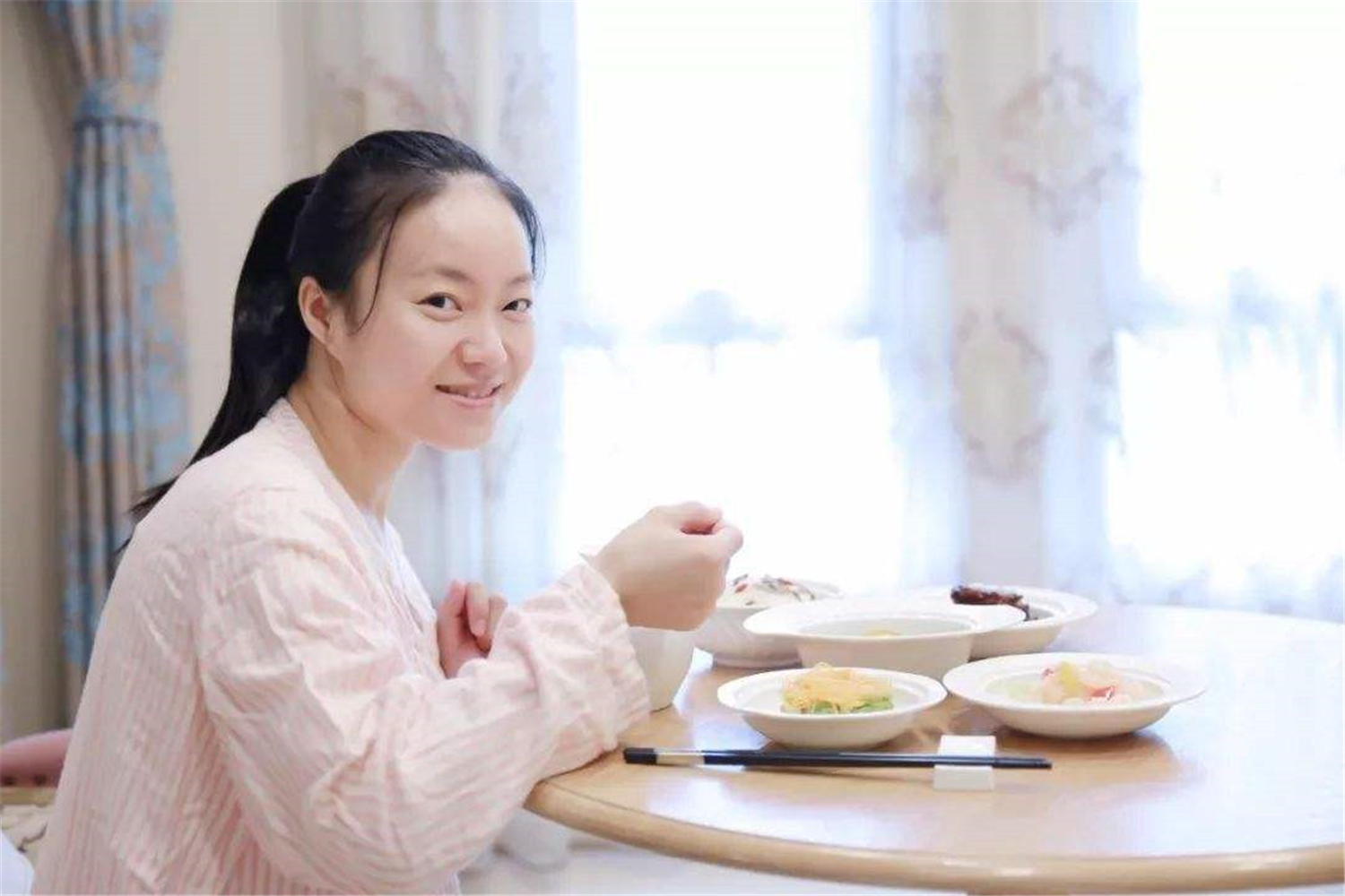 人流后坐小月子有什么要注意的,人流后坐小月子忌口多长时间