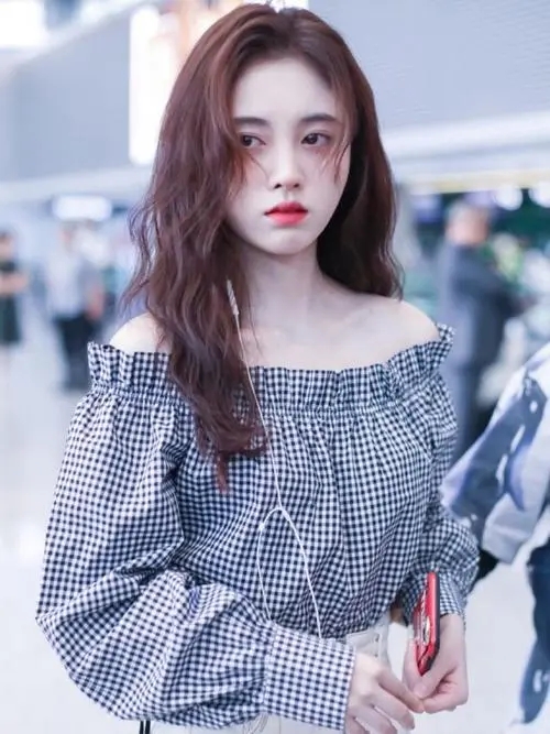 关晓彤为什么被称为京圈格格,关晓彤京圈格格怎么由来