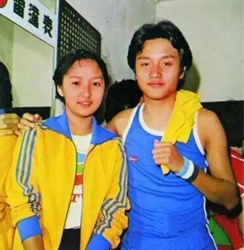 张国荣一生帮过多少人,张国荣当年提携过多少后辈