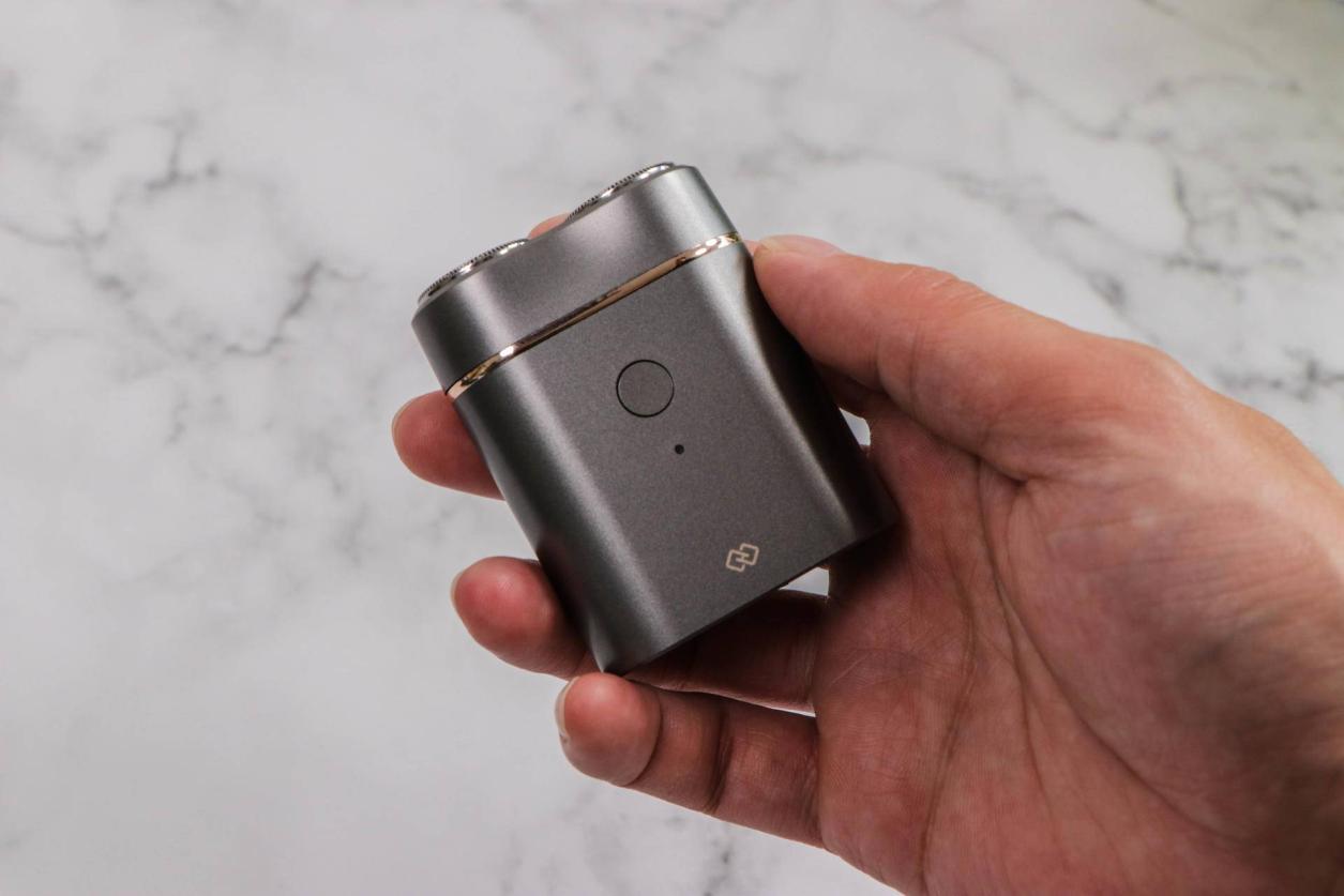 焕醒电动剃须刀真实测评,超人双头电动剃须刀测评