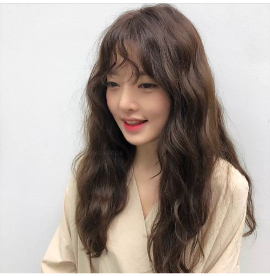 总觉得自己脸型太差?但也许你只是剪错刘海而已,看完这篇就懂了