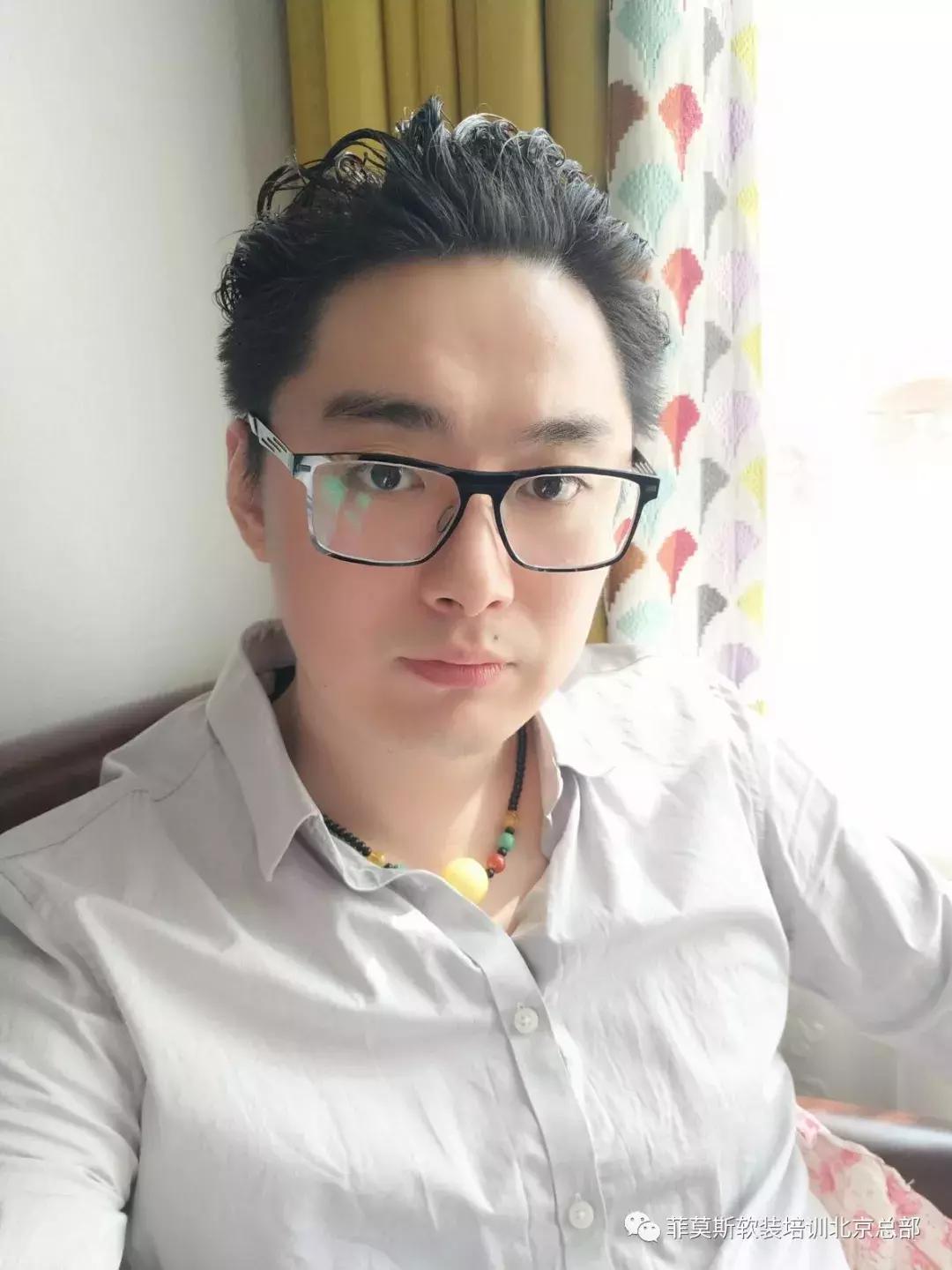 曾经数块军功章,今日最佳软装奖——菲莫斯170期周帅