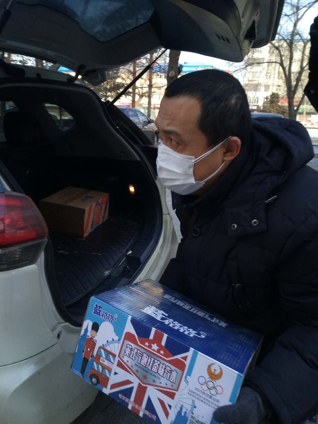 她们顶起金都战疫一片天