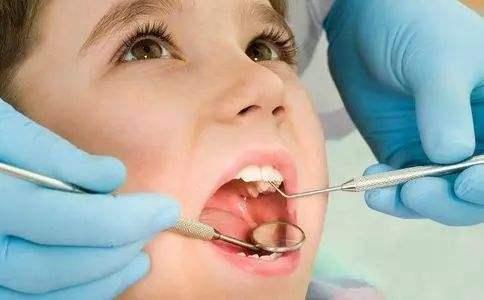 孩子3岁了，还嚼不动肉？看完牙医才知道，都是辅食惹的祸