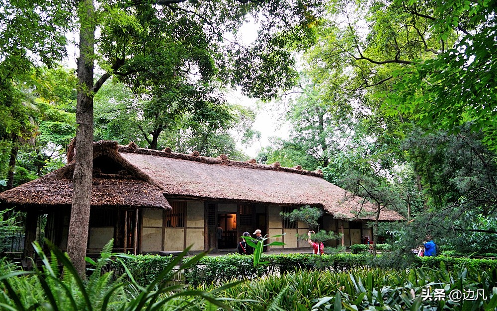 浣花溪畔的杜甫草堂古朴清雅,杜甫草堂秀丽幽静