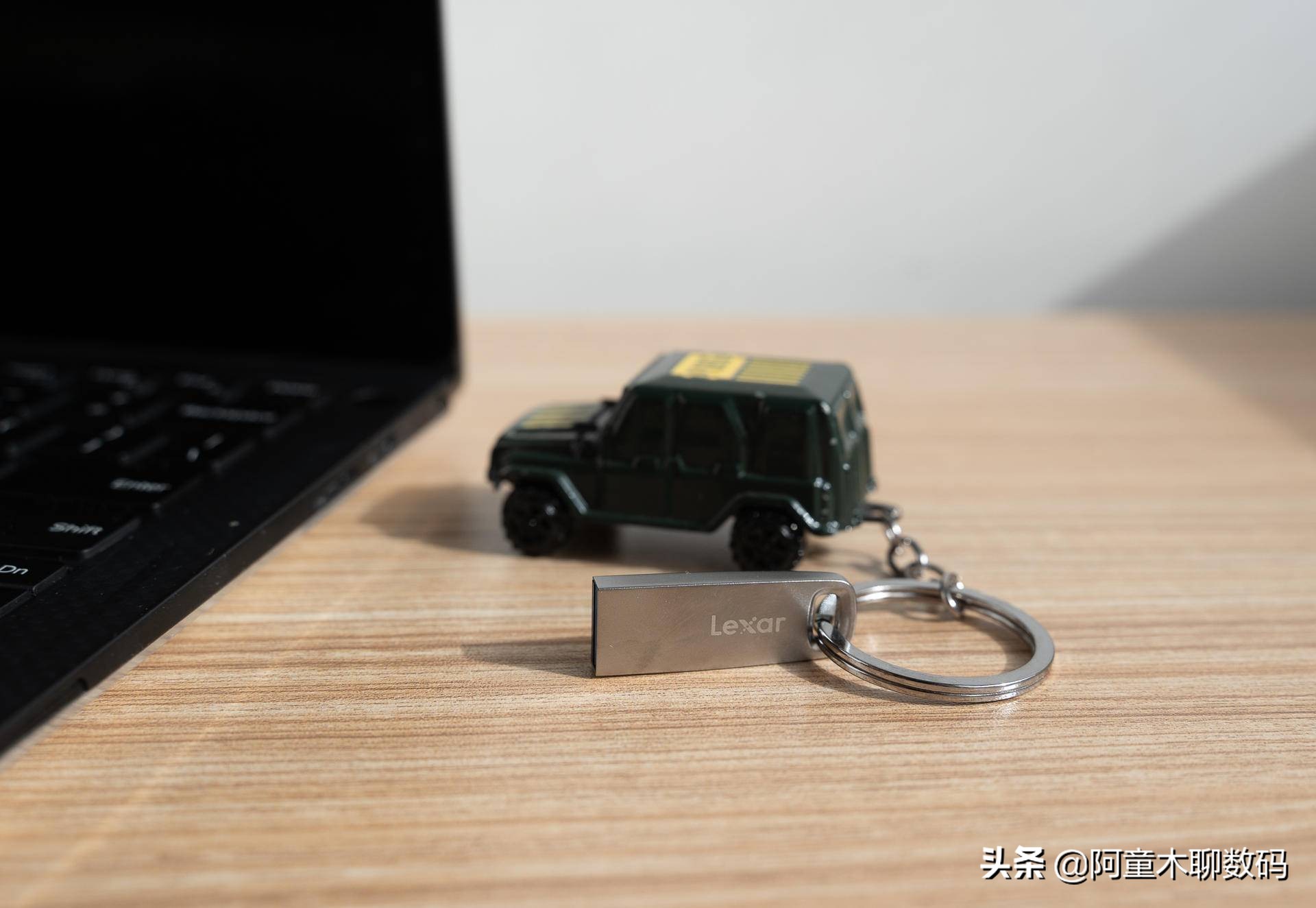 tf读卡器usb3.0雷克沙,雷克沙1t移动固态硬盘usb3.1