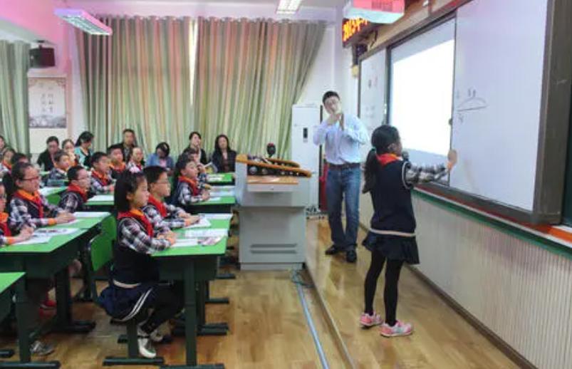 男生最喜欢的女友类型排行,男生最喜欢的女友职业