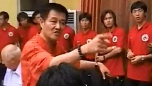 赵本山在辽足是哪一年,赵本山为什么不搞足球了