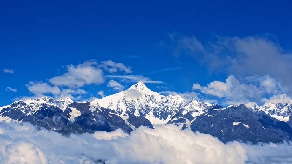 中国的阿尔卑斯秘境,被誉为东方的阿尔卑斯