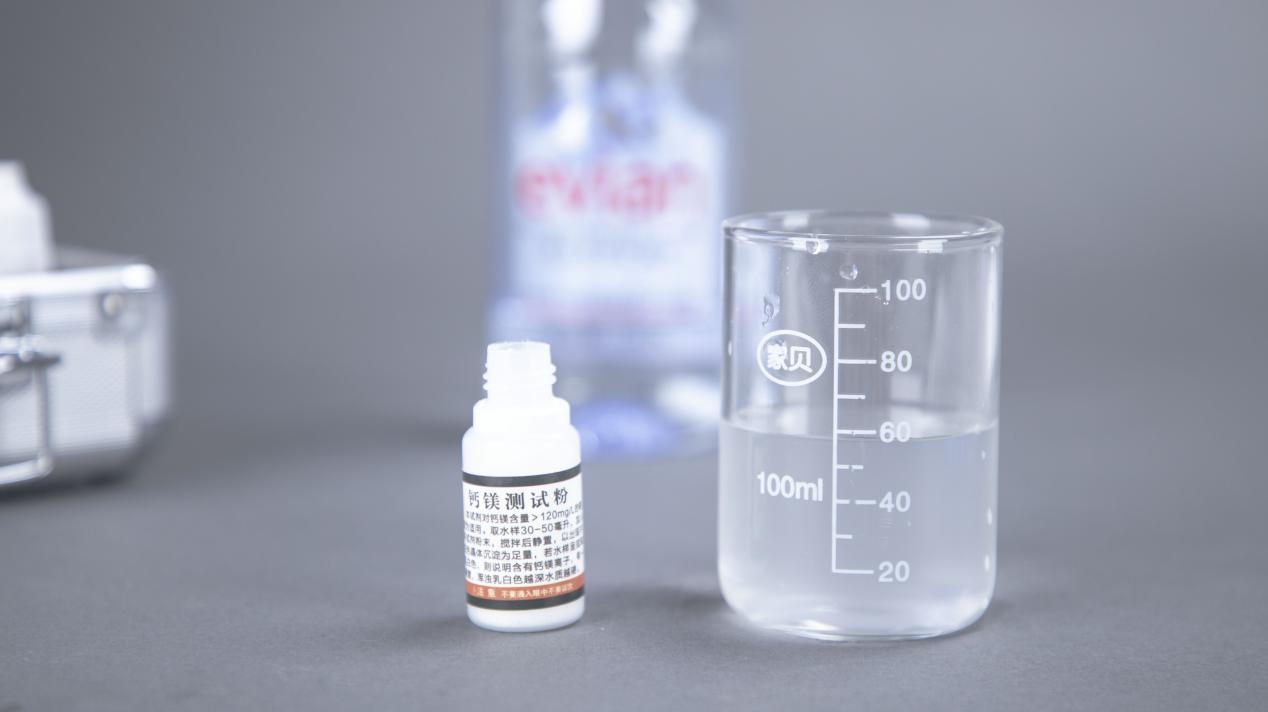 依云水，除了尊贵格调更有健康水质