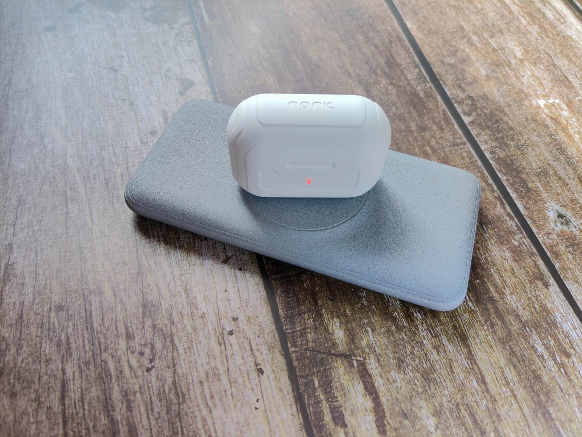 无线充利器南卡power3,南卡充电宝与绿联充电宝对比