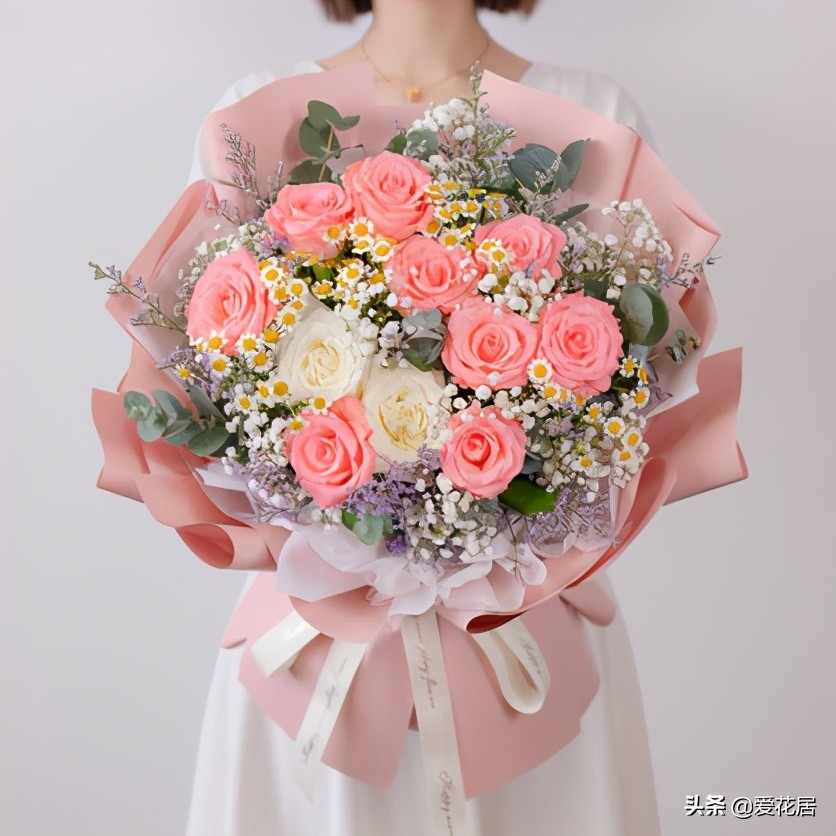 狮子座女生一般喜欢什么类型男生,狮子座女生都喜欢什么样的男生