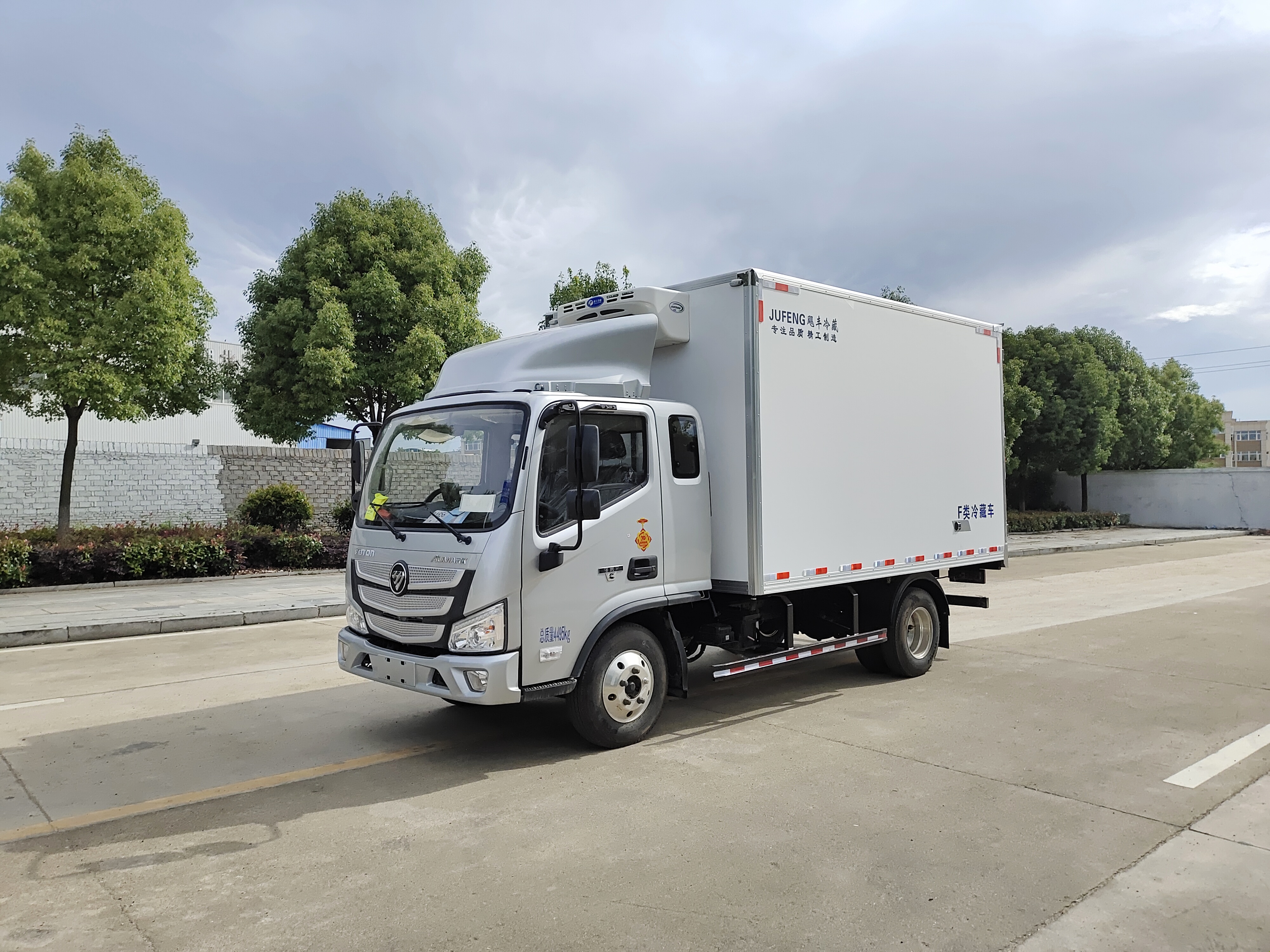 多大的冷藏车生意好,开冷藏车4米2挣钱吗