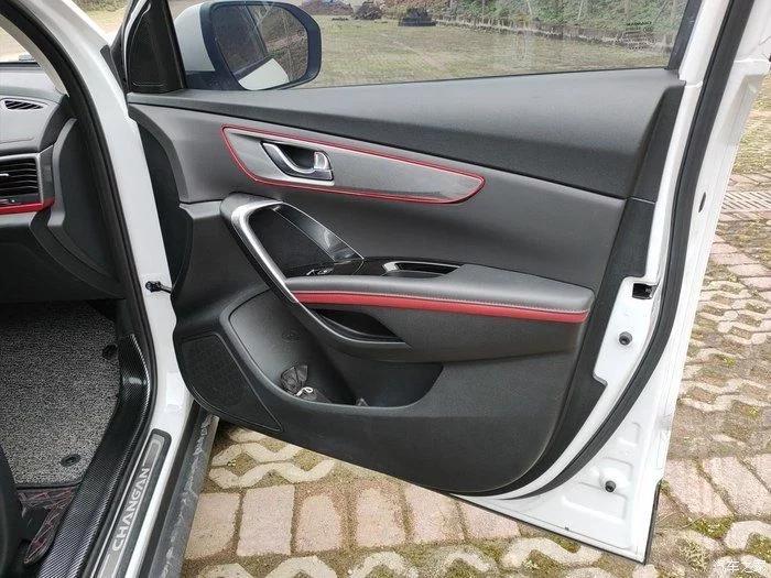 很多人买车都会买哪些配置,长安cs55值得买吗最新款