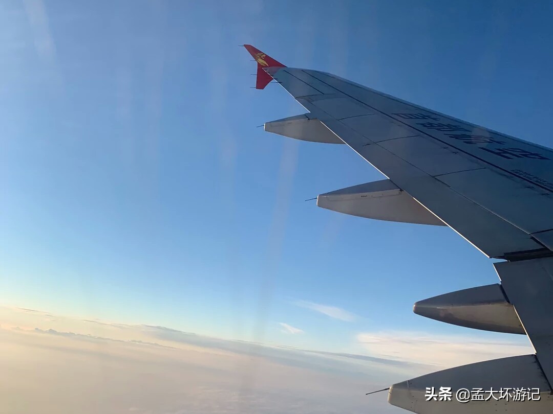 天河机场第一次坐飞机详细流程,网上订机票第一次坐飞机详细流程