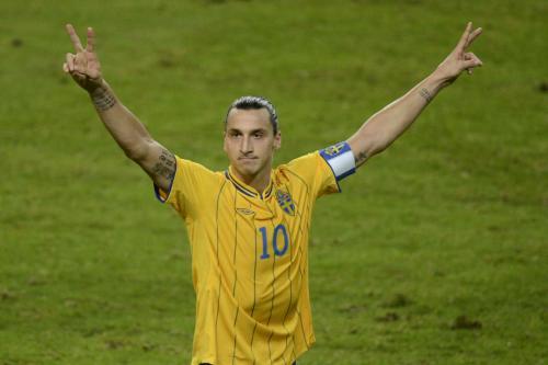 瑞典足球传奇进球精彩时刻,瑞典伊布拉希莫维奇倒勾