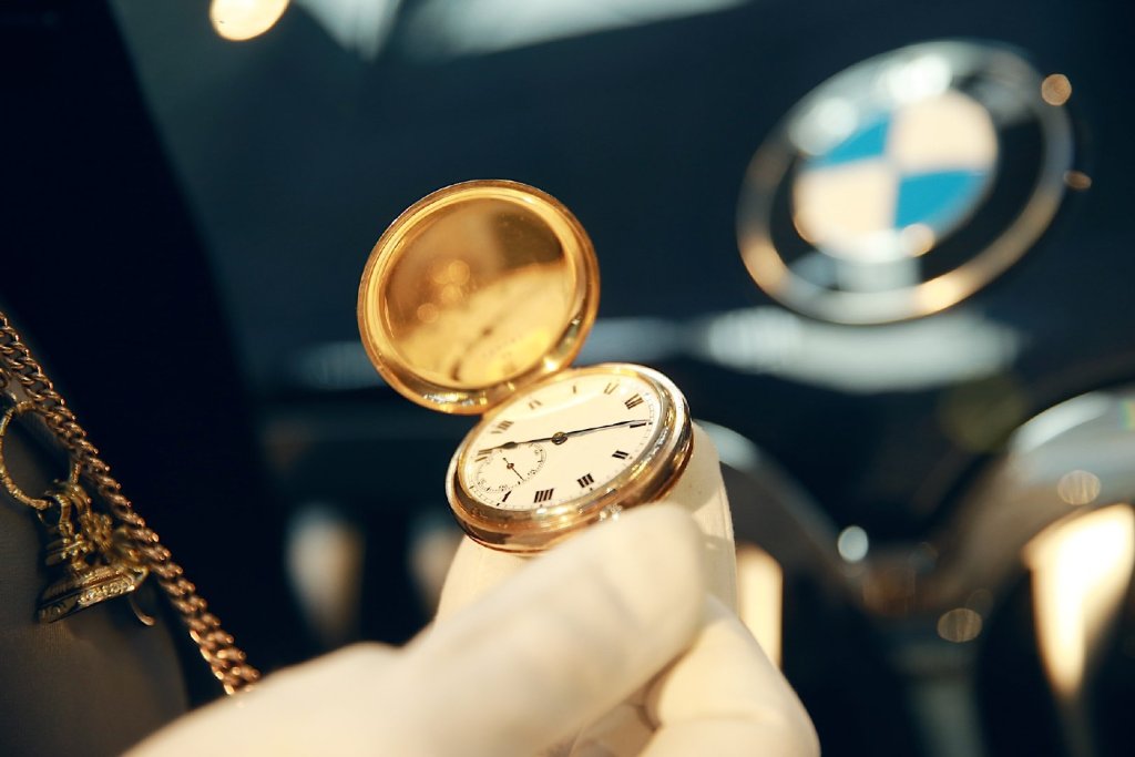 创新bmwx7专属交车仪式,创新bmwx7