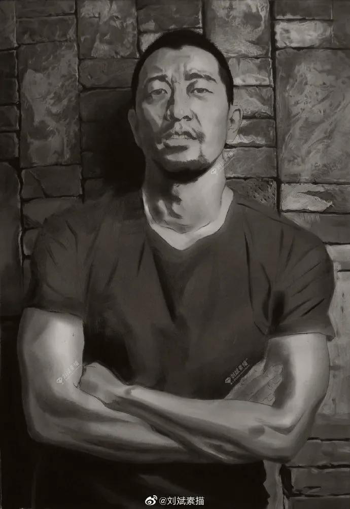 刘斌素描技法用的绘画材料,刘斌素描用的什么笔