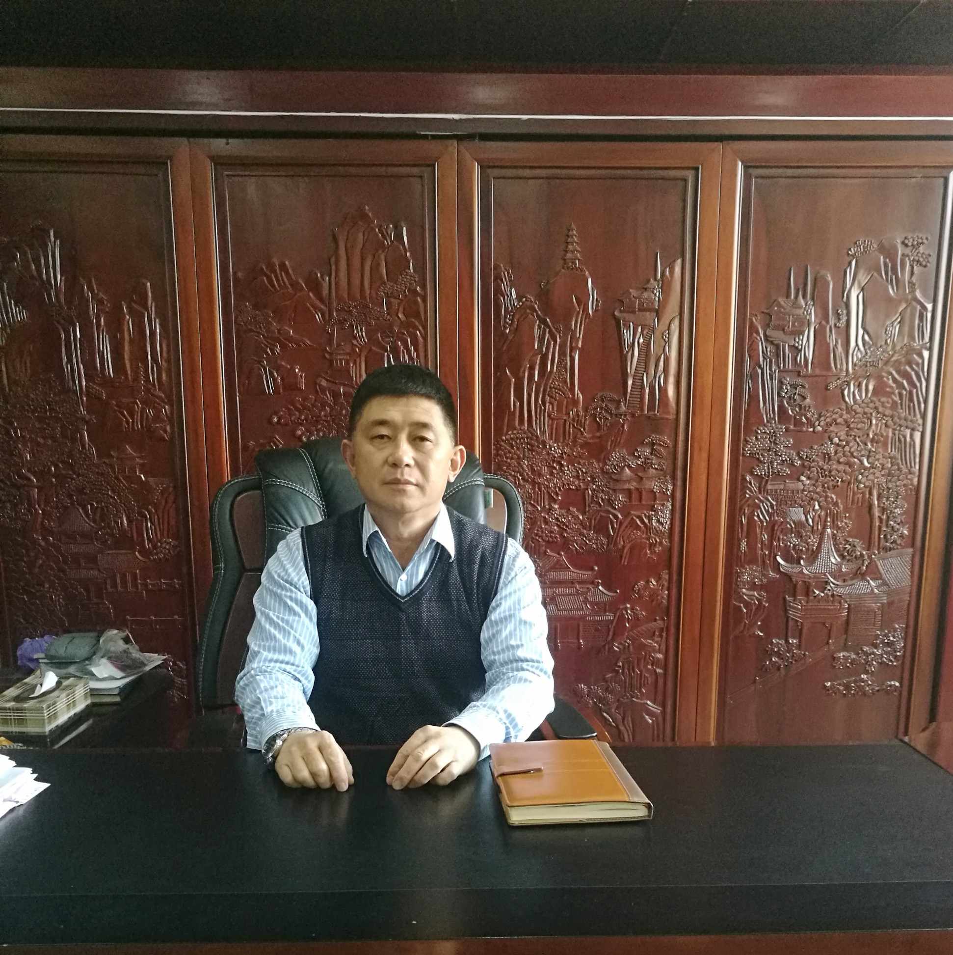 不忘初心砥砺前行再创佳绩,不忘初心砥砺奋斗继续前进