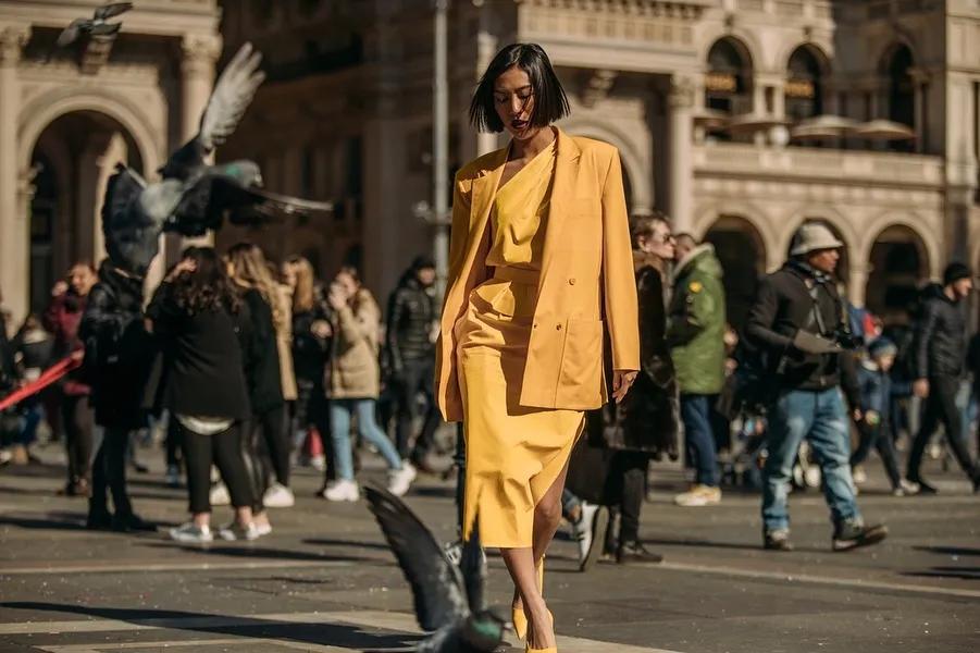 外形被嘲土气是个时尚绝缘体,被嘲笑又黑又丑韩国女星