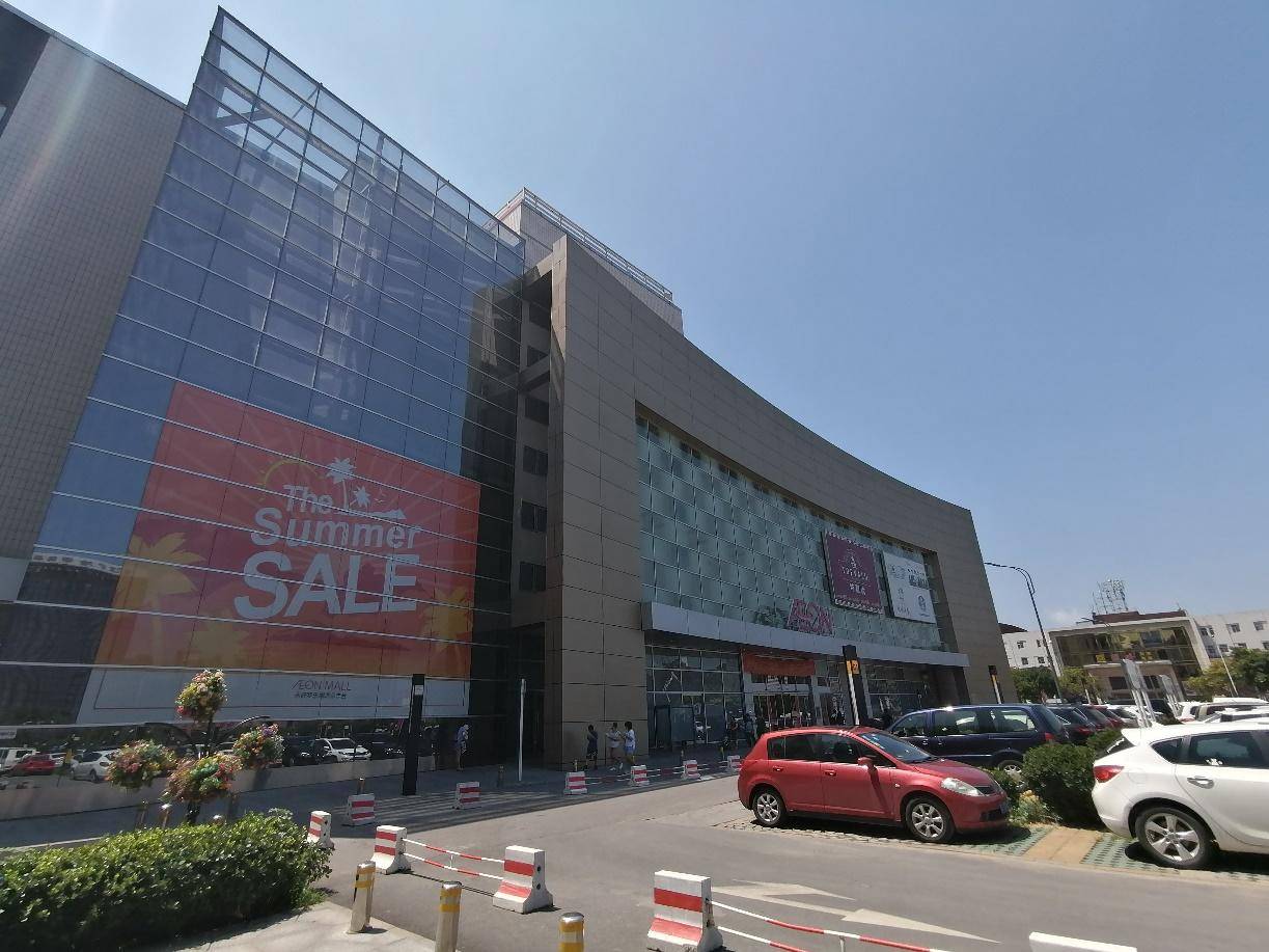 麦芒8拍照,广角三摄麦芒8