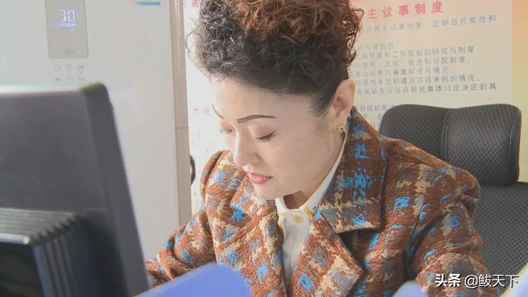 社区居民的贴心人,社区群众的贴心人徐锦春