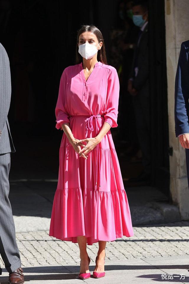 凯特王妃红衣,莱蒂齐亚王后和凯特王妃同框