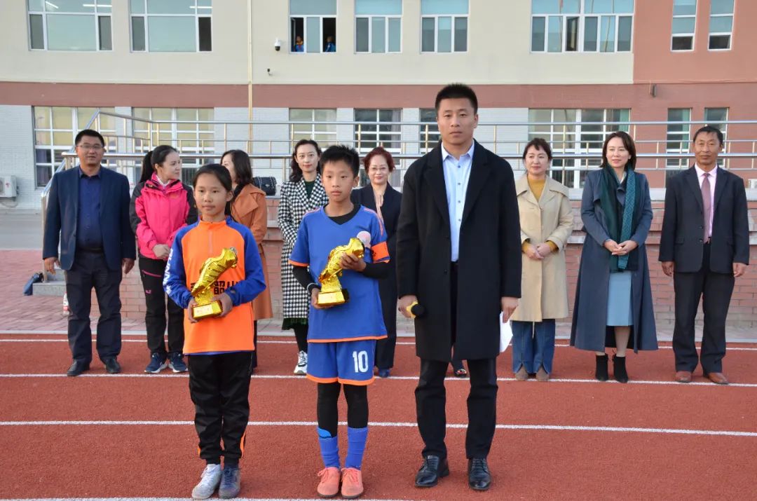 2020年营口西市区小学生足球赛落下帷幕，冠军究竟花落谁家？