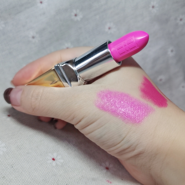 奇葩色口红测试,奇葩口红色号推荐