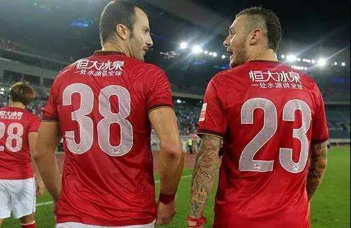 自宣离队!穆里奇告别梅县铁汉,是否记得天体的《讲不出再见》?