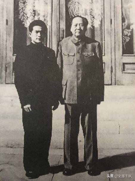 毛主席对警卫员封耀松说:君子动口,小人动手。小封终于成君子了